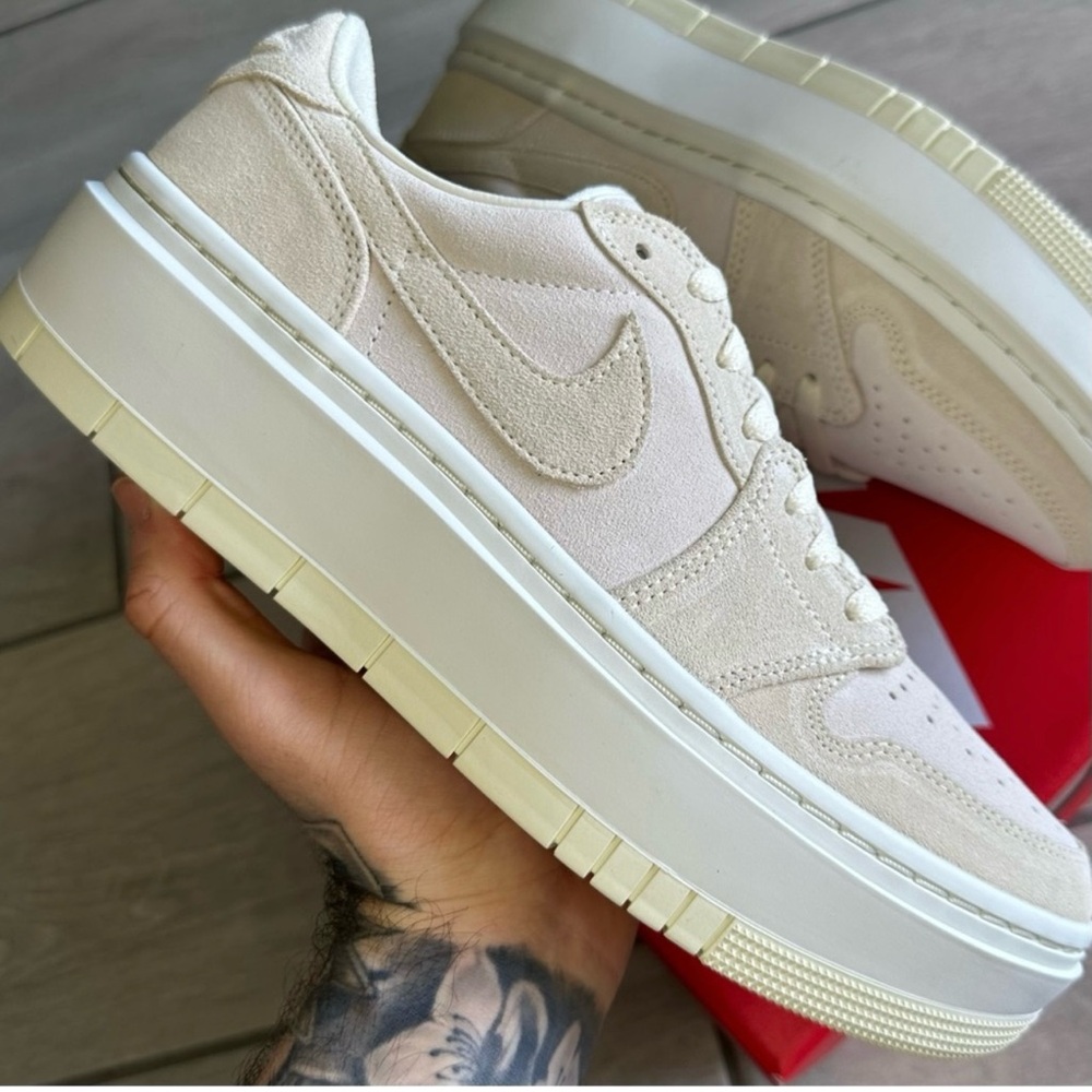 NIKE AIR JORDAN 1 LOW PLATFORM CREAM